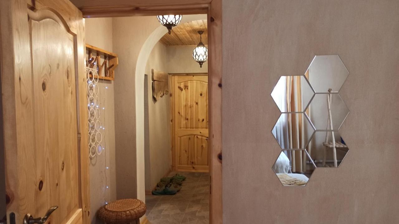 Evergreen Guesthouse Karakol Eksteriør bilde